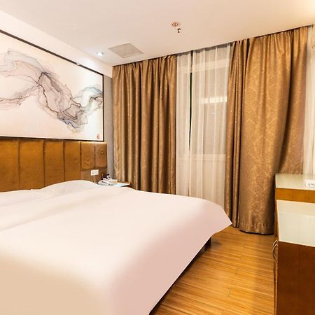 Kaiserdom Hotel Baiyun Airport-24-Hour Airport-Free Shuttle Bus Guangzhou Exterior photo