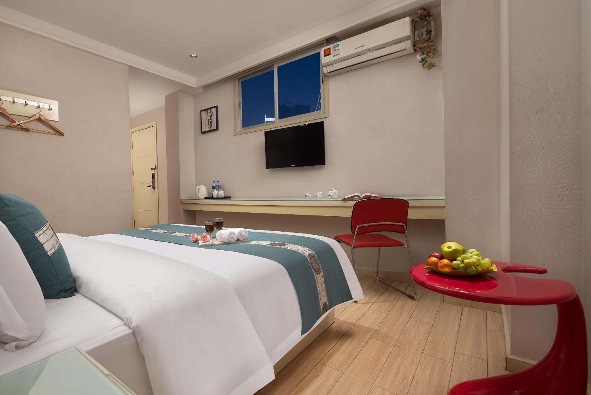 Kaiserdom Hotel Baiyun Airport-24-Hour Airport-Free Shuttle Bus Guangzhou Exterior photo