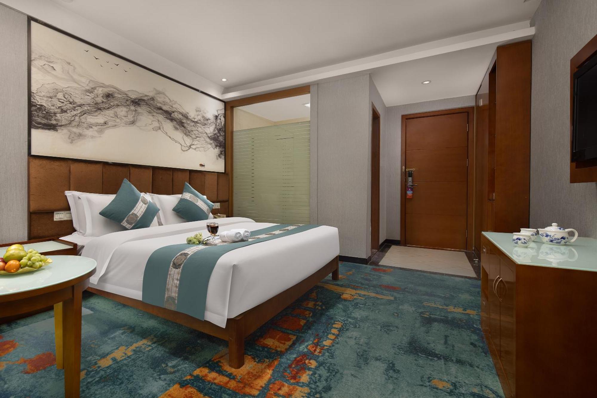 Kaiserdom Hotel Baiyun Airport-24-Hour Airport-Free Shuttle Bus Guangzhou Exterior photo