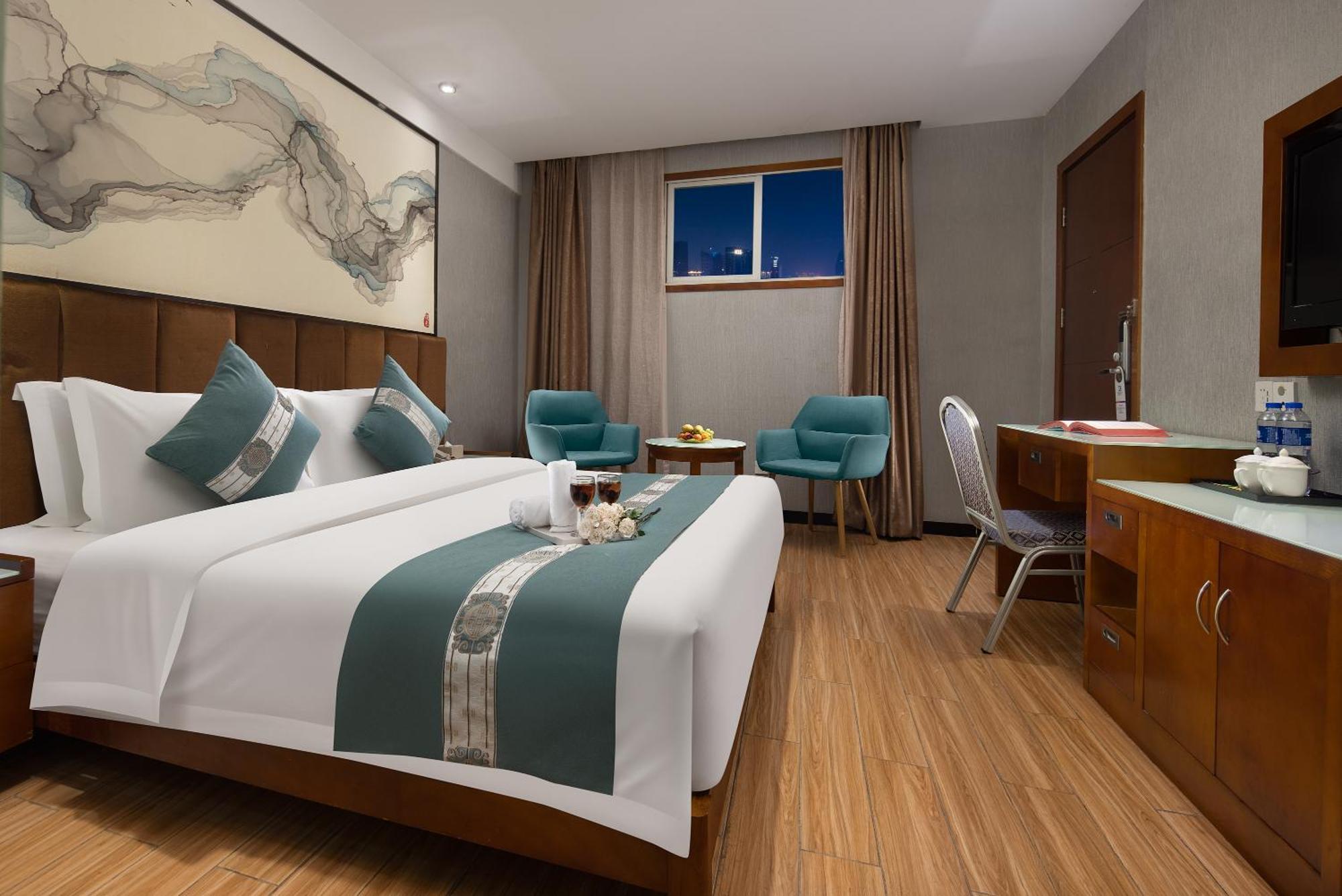 Kaiserdom Hotel Baiyun Airport-24-Hour Airport-Free Shuttle Bus Guangzhou Exterior photo