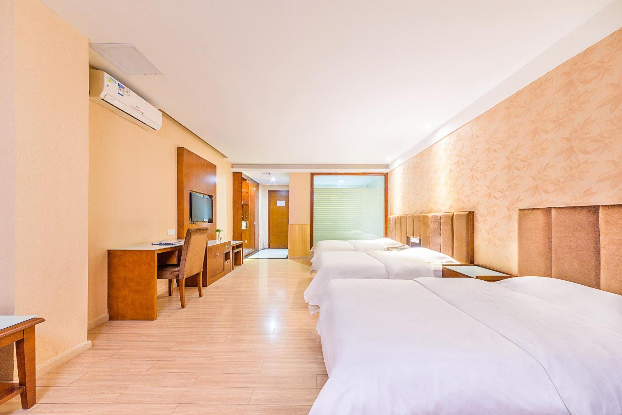 Kaiserdom Hotel Baiyun Airport-24-Hour Airport-Free Shuttle Bus Guangzhou Exterior photo