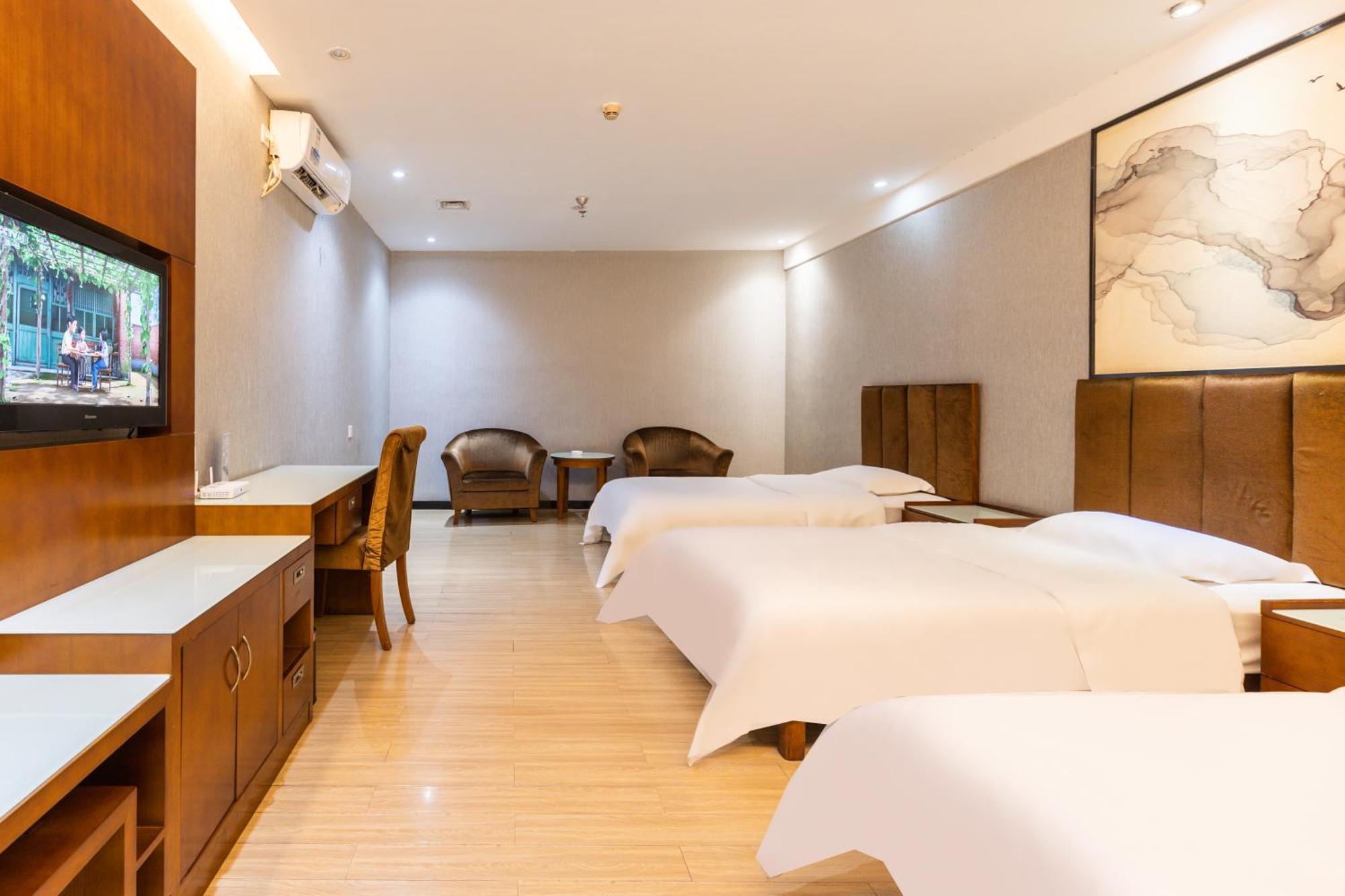 Kaiserdom Hotel Baiyun Airport-24-Hour Airport-Free Shuttle Bus Guangzhou Exterior photo